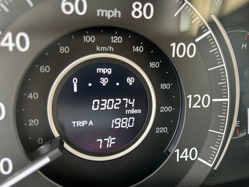 Used 2016 Honda CR-V EX-L image 2