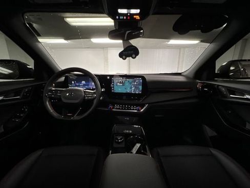 Certified 2026 Chevrolet Equinox RS w/ Convenience Package III AWD/4WD image 20