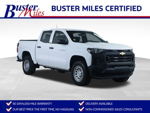Used 2024 Chevrolet Colorado W/T w/ Advanced Trailering Package image 1