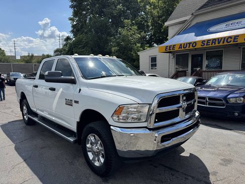 Used 2016 RAM 2500 Tradesman w/ Chrome Appearance Group image 2