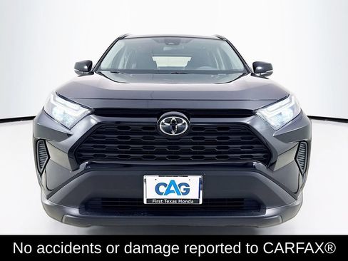 Used 2025 Toyota RAV4 XLE FWD image 2