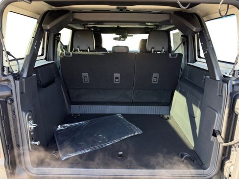 New 2026 Ford Bronco Badlands image 17