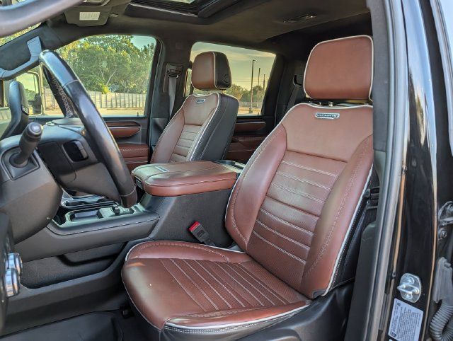 Used 2024 GMC Sierra 2500 Denali Ultimate AWD/4WD image 27