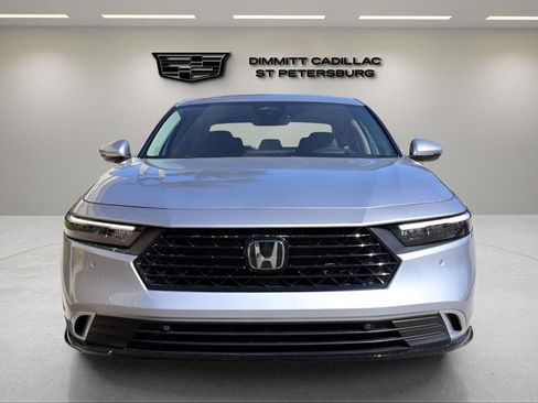 Used 2024 Honda Accord Touring image 8