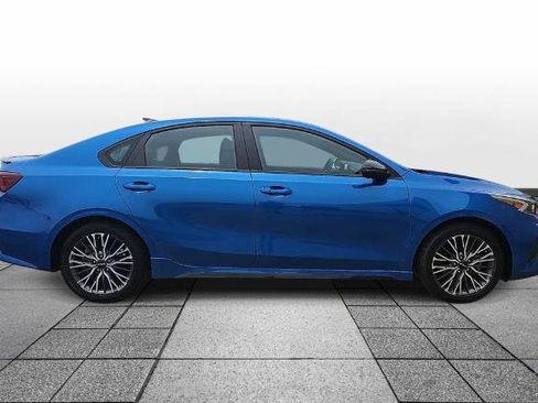 Used 2024 Kia Forte GT-Line w/ GT-Line Premium Package FWD image 4