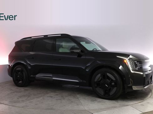 Used 2024 Kia EV9 GT-Line image 14