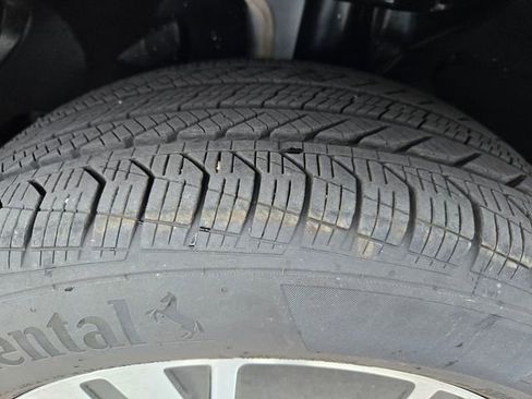 Certified 2025 Mercedes-Benz GLA 250 4MATIC image 9