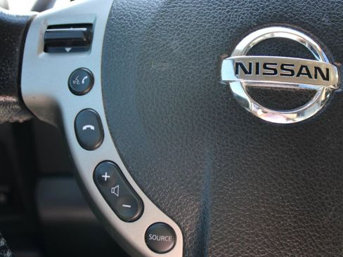 Used 2013 Nissan Rogue SL FWD image 18