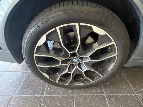 Used 2023 BMW X7 M60i w/ Executive Package AWD/4WD image 12
