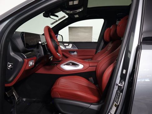 New 2026 Mercedes-Benz GLS 63 AMG 4MATIC image 5