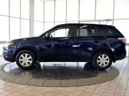 Used 2014 Mitsubishi Outlander ES FWD image 5