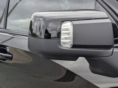 Used 2026 GMC Sierra 1500 AT4X image 11