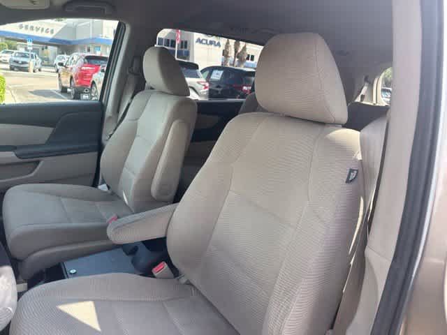 Used 2011 Honda Odyssey LX image 17