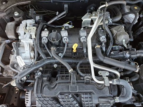 Certified 2023 Nissan Altima 2.5 SV w/ SV Premium Package FWD image 27