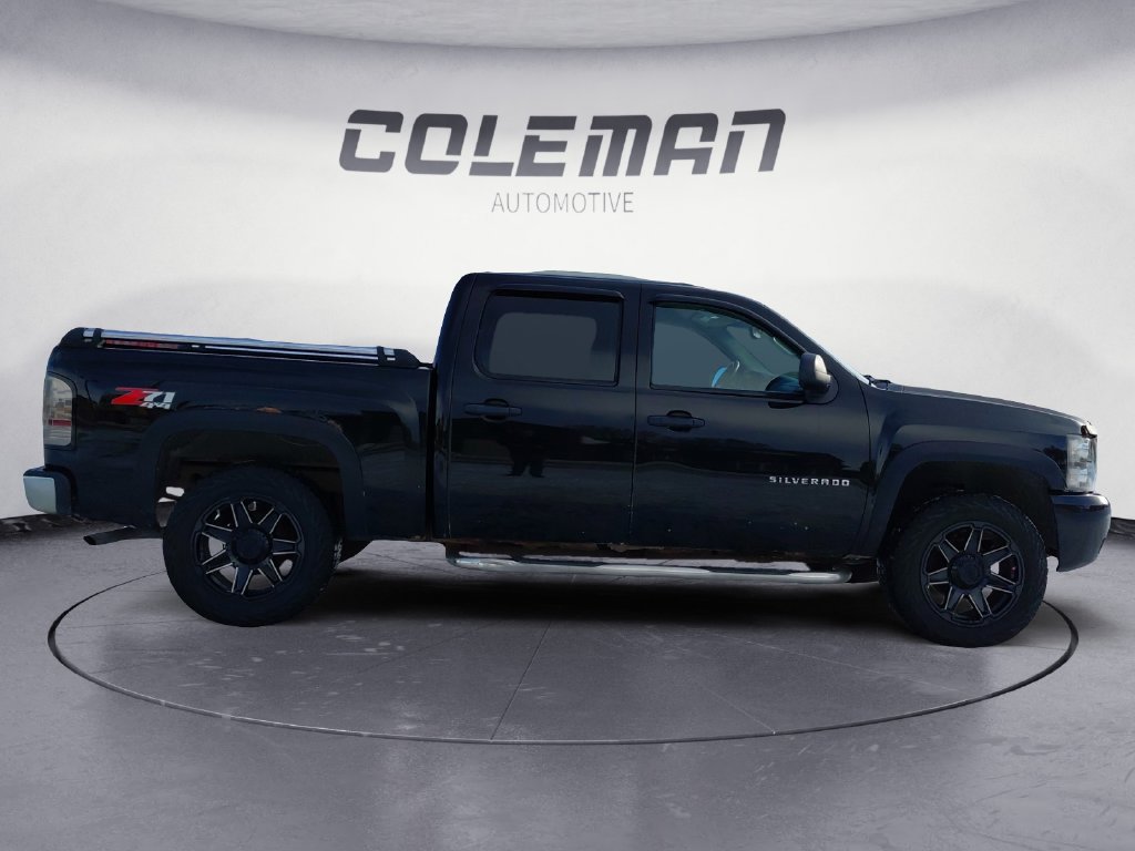 Used 2011 Chevrolet Silverado 1500 LT w/ All-Star Edition AWD/4WD image 6