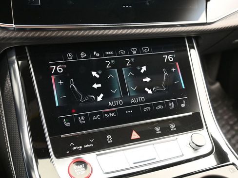 Used 2024 Audi RS Q8 AWD/4WD image 22