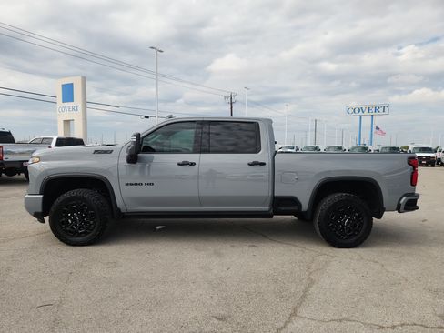 Used 2024 Chevrolet Silverado 2500 LTZ w/ LTZ Plus Package AWD/4WD image 4