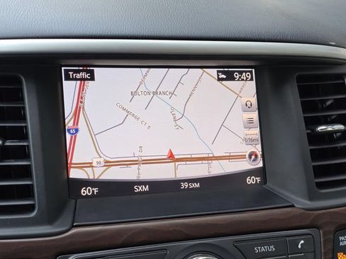 Used 2018 Nissan Pathfinder Platinum w/ Cargo Package FWD image 17