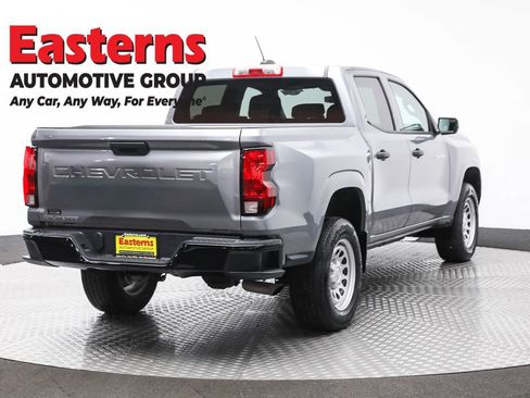 Used 2023 Chevrolet Colorado W/T RWD image 5