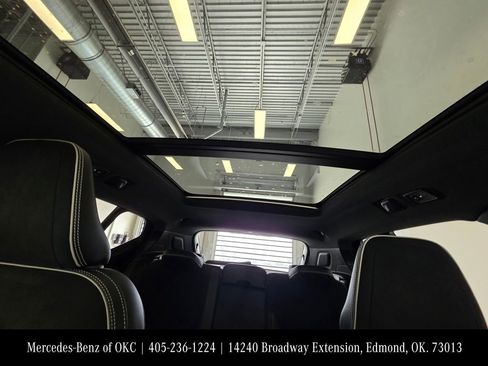 Used 2021 Volvo XC40 T5 R-Design w/ Advanced Package AWD/4WD image 15