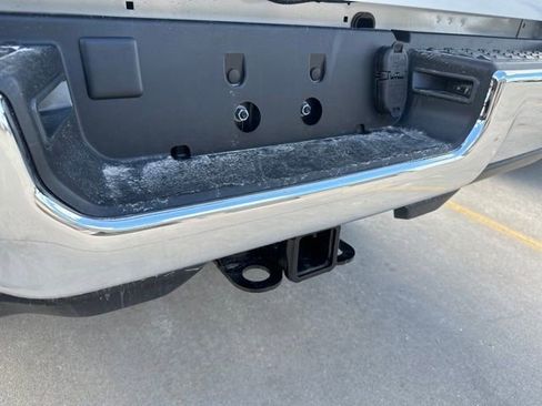 New 2024 RAM 2500 Tradesman w/ Chrome Appearance Group image 32