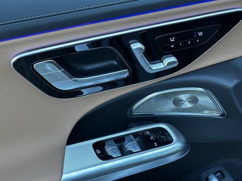 New 2026 Mercedes-Benz E 53 AMG e 4MATIC Wagon image 11