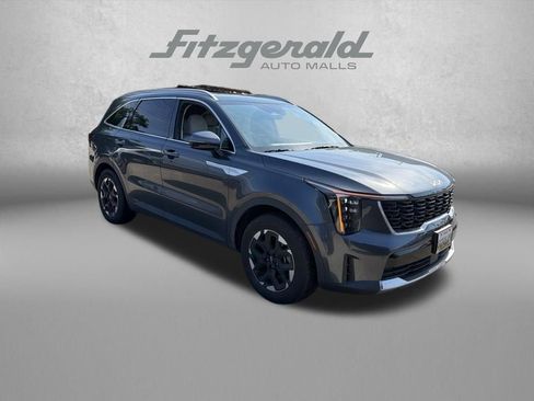 Used 2024 Kia Sorento S w/ Panoramic Sunroof Package FWD image 1