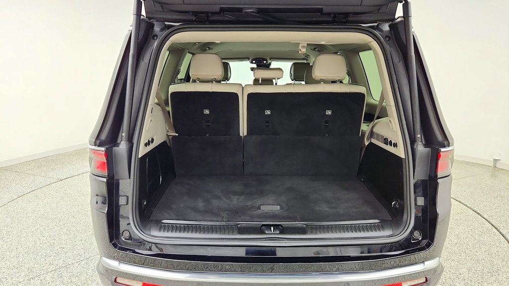 Used 2022 Jeep Wagoneer Series II AWD/4WD image 22