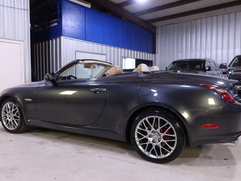Used 2008 Lexus SC 430 Convertible image 2