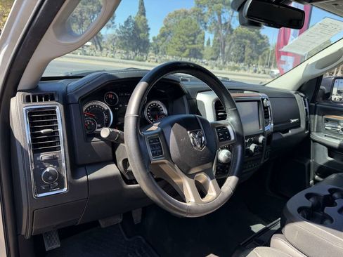 Used 2017 RAM 1500 Laramie image 15