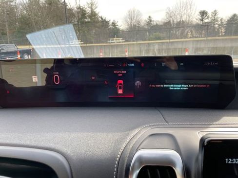 Certified 2025 Ford Expedition Max Platinum image 30