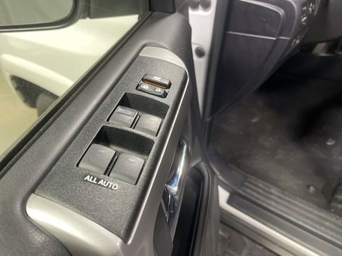 Used 2024 Toyota 4Runner SR5 image 22