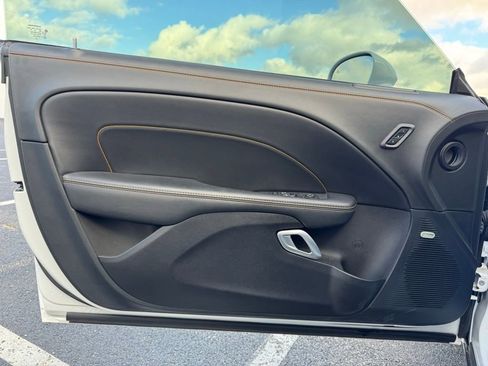 Used 2022 Dodge Challenger GT w/ Plus Package image 14