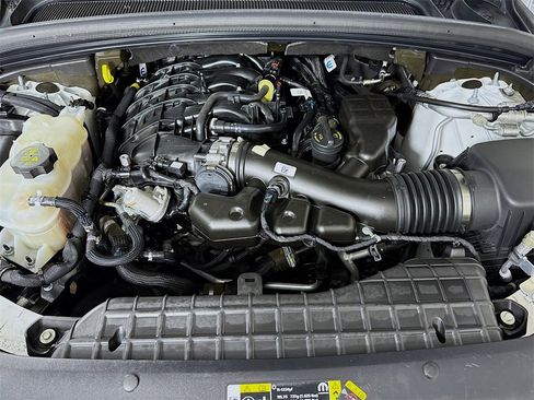 Used 2023 Jeep Grand Cherokee Altitude image 33