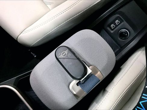 Certified 2025 MINI Cooper S image 13