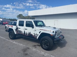 Used 2020 Jeep Gladiator Mojave video 1