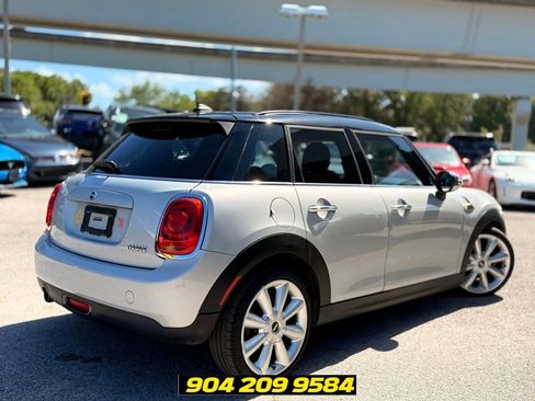 Used 2015 MINI Cooper 4-Door Hardtop FWD image 5