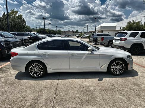 Used 2017 BMW 530i RWD image 10