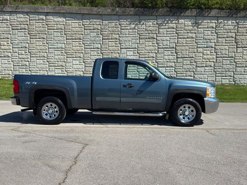 Used 2013 Chevrolet Silverado 1500 LS image 2