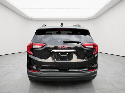 Used 2022 GMC Terrain SLE w/ Driver Convenience Package FWD image 5