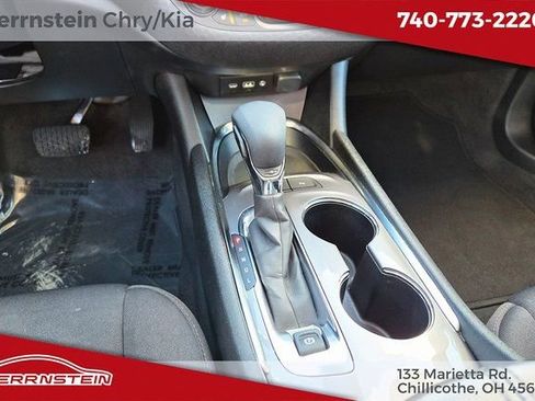 Used 2024 Chevrolet Malibu LT image 11