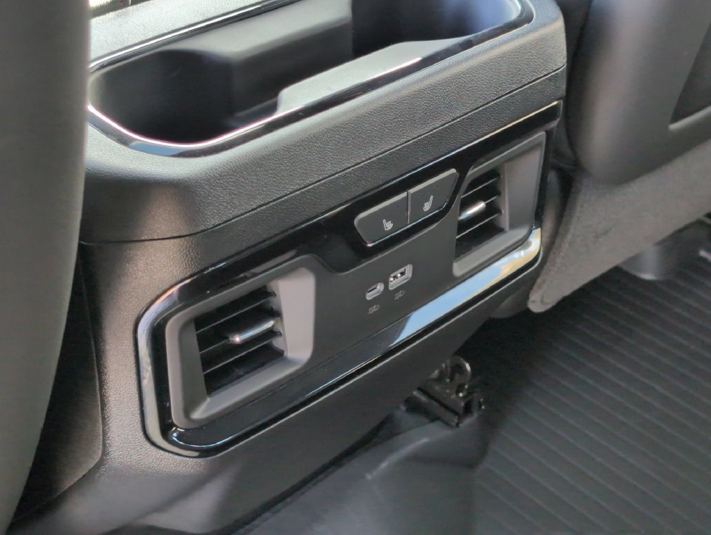 New 2026 GMC Sierra 2500 AT4X w/ AT4X AEV Edition AWD/4WD image 22