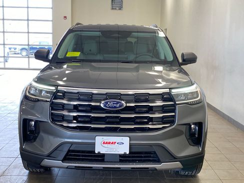 New 2026 Ford Explorer Active w/ Active Comfort Package AWD/4WD image 3