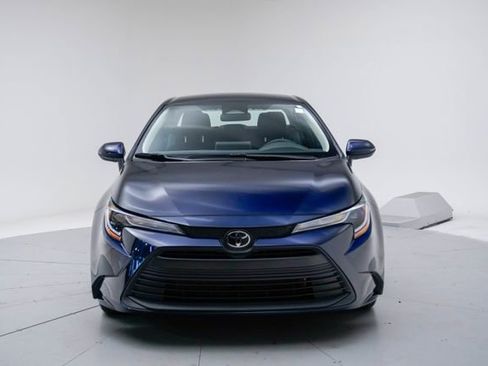Certified 2024 Toyota Corolla LE FWD image 7