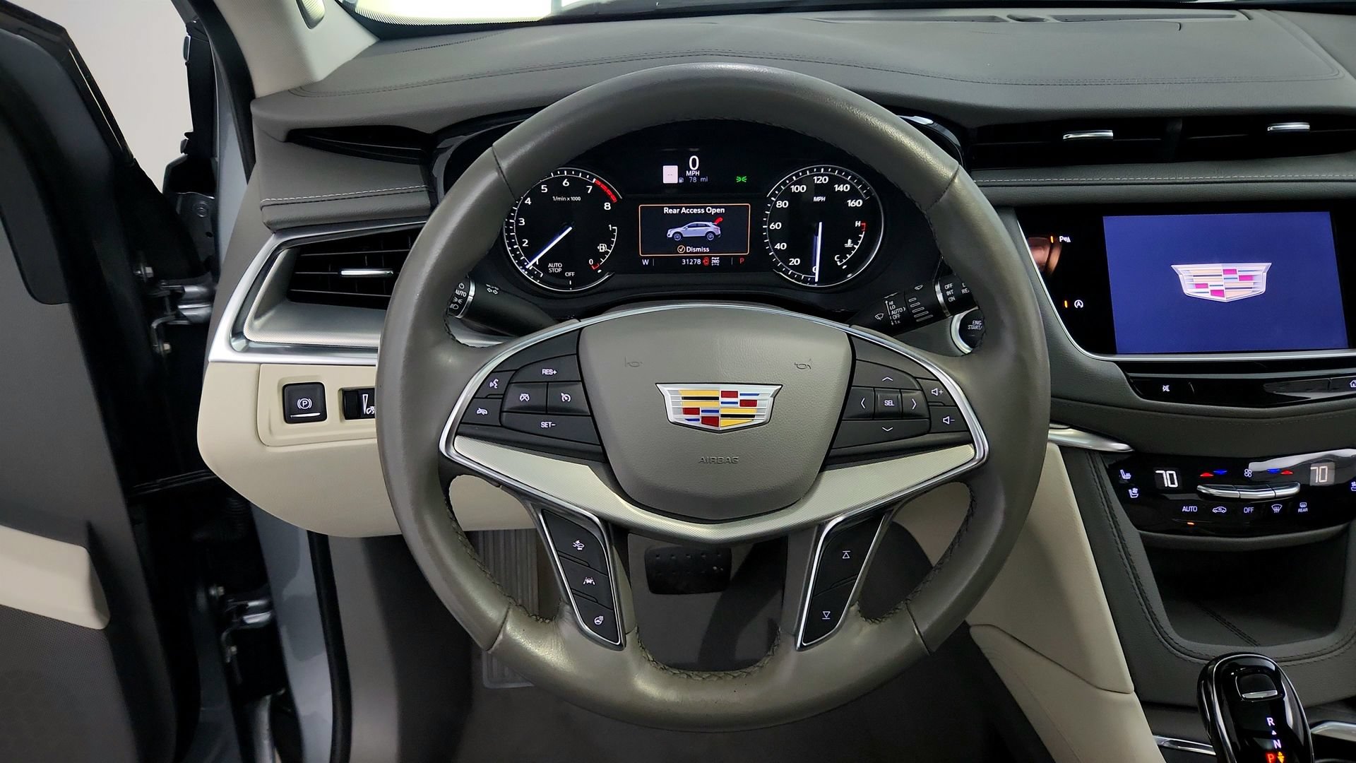 Certified 2023 Cadillac XT5 Premium Luxury AWD/4WD image 19