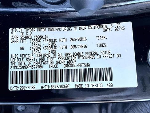 Used 2023 Toyota Tacoma 4x4 Double Cab image 36