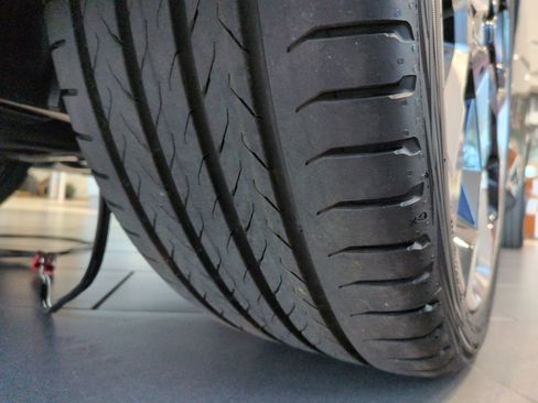 Used 2026 BMW X2 xDrive28i w/ Technology Package image 12