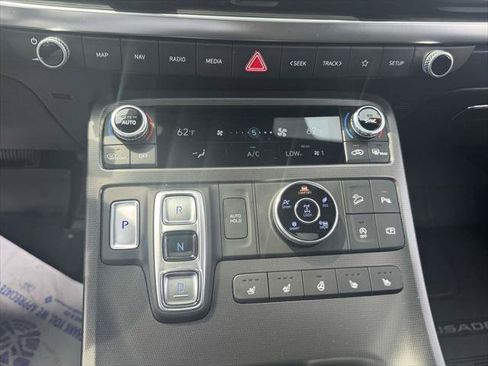 Certified 2025 Hyundai Palisade Calligraphy AWD/4WD image 29