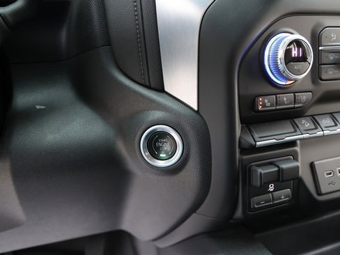 Used 2021 GMC Sierra 1500 SLT image 24