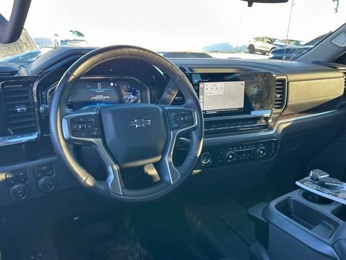 Used 2023 Chevrolet Silverado 1500 LT Trail Boss w/ Protection Package image 6